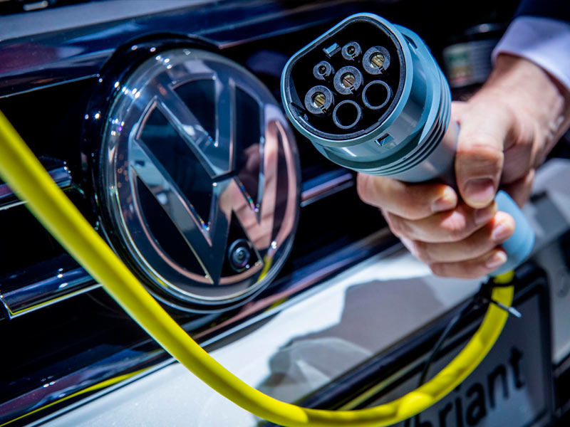 Estudo pode revolucionar uso de etanol em carros elétricos