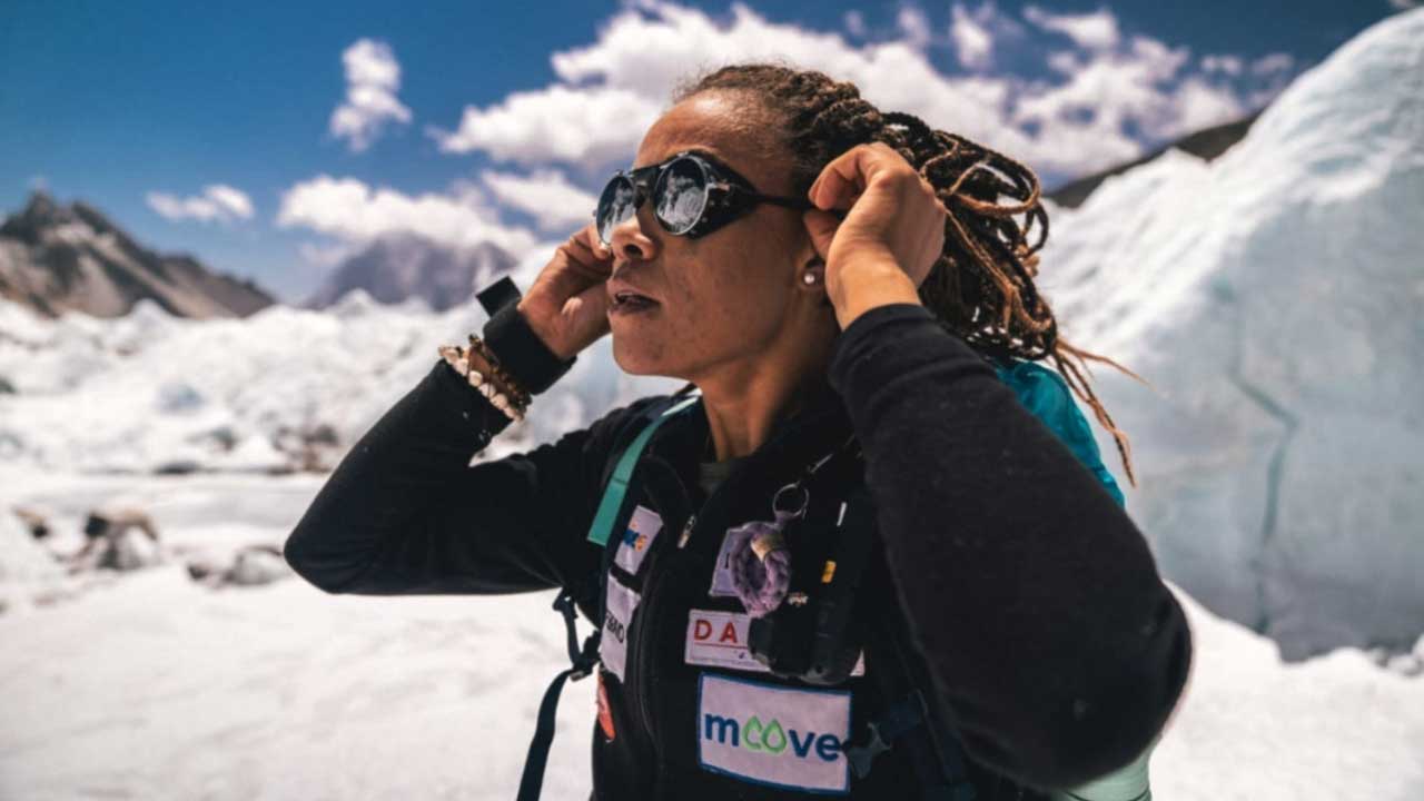 Primeira negra da América Latina a chegar ao topo do Everest é finalista do Prêmio Inspiradoras
