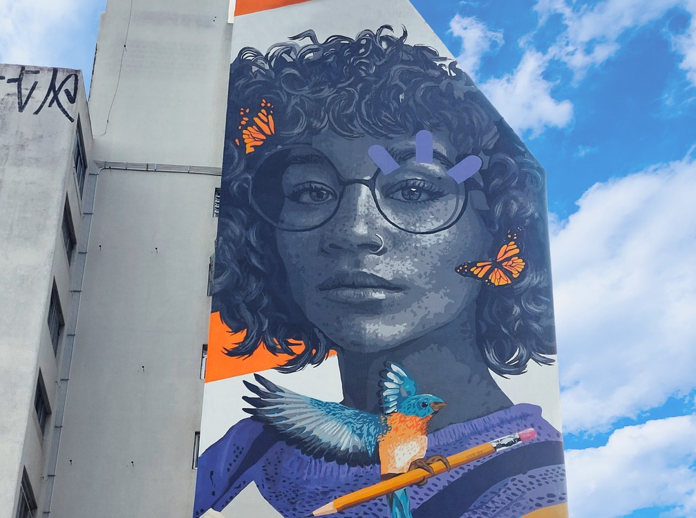 Mural de 240 metros quadrados em São Paulo inaugura marco do movimento