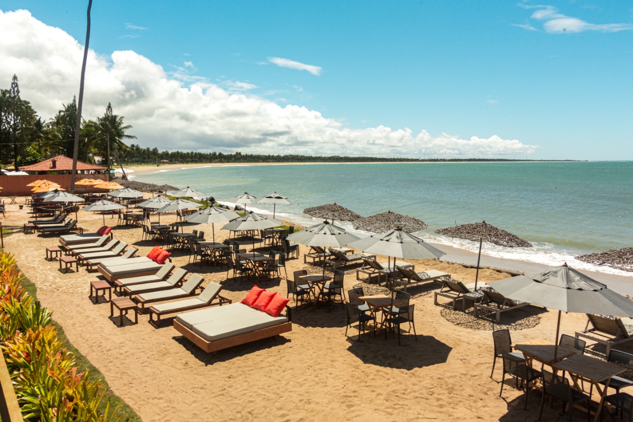 Praia de Guadalupe é paraíso a ser explorado em Pernambuco