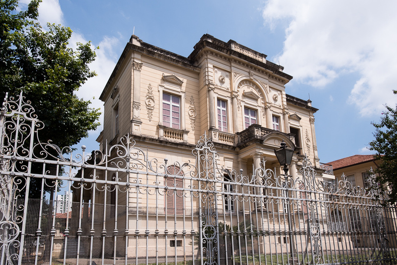 Caça ao Tesouro, Colônia de Férias e oficinas estão na programação de férias dos museus da Fundação de Energia e Saneamento