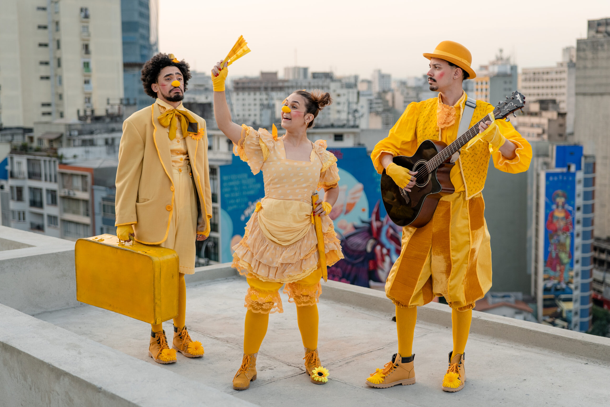 “A Cavaleira” estreia neste sábado no Teatro Cacilda Becker e leva ao palco uma releitura da história de Dom Quixote