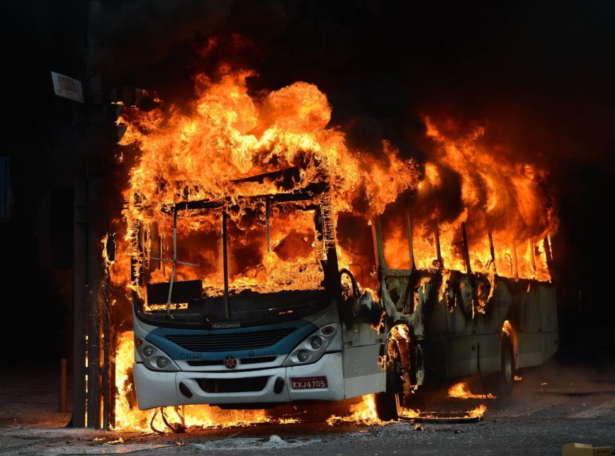 Pandemia Diminui Protestos E Faz Cair Total De Ônibus Queimados Em 2020