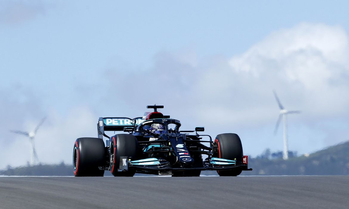 Hamilton Volta A Liderar Em Treino Do GP De Portugal De Fórmula 1