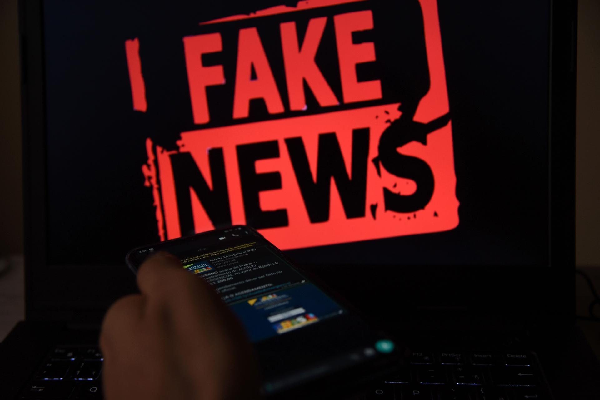 Projeto Que Criminaliza Fake News Em Massa No WhatsApp É Aprovado Na Câmara