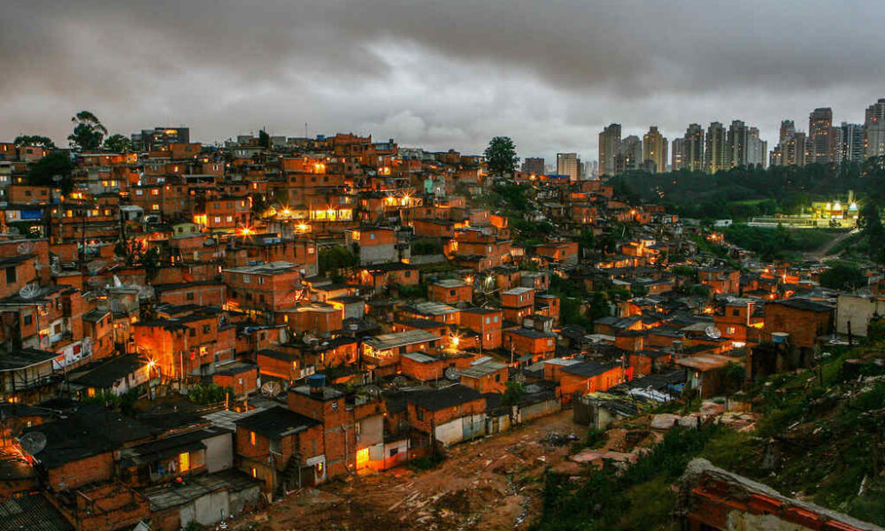 Projeto para favelas do Brasil vence Shark Tank da América Latina