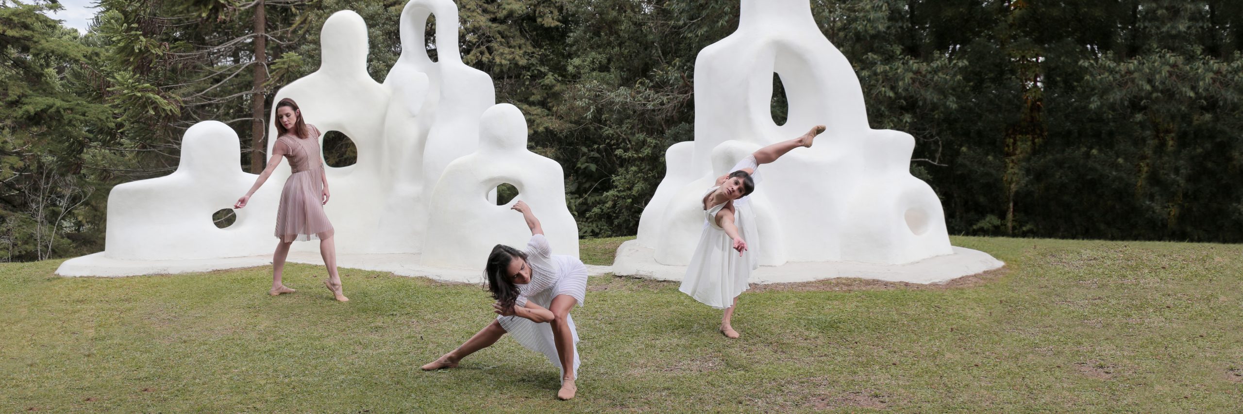 CAMPOS DO JORDÃO É HOMENAGEADA PELA SÃO PAULO COMPANHIA DE DANÇA