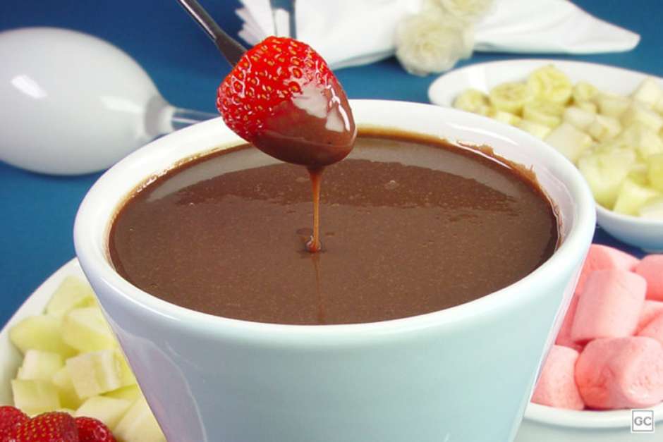 Diga Adeus Ao Frio Com Este Fondue De Brigadeiro Mole