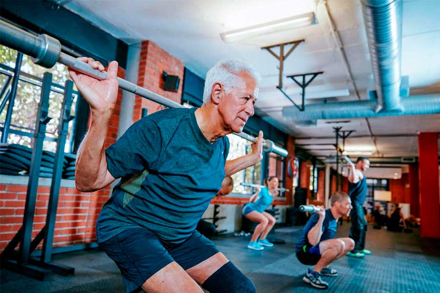 Médico destaca benefícios do CrossFit na terceira idade