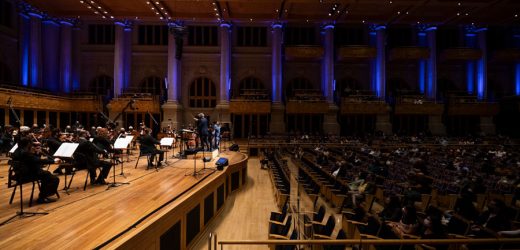 BRASIL JAZZ SINFÔNICA CONVIDA ESTRELAS DA MPB, COMO GIL, PARA 12 CONCERTOS