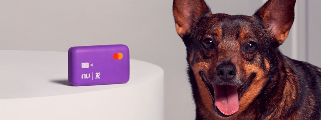 Nubank Lança O NuDog, Um Cartão De Borracha Para Cachorros