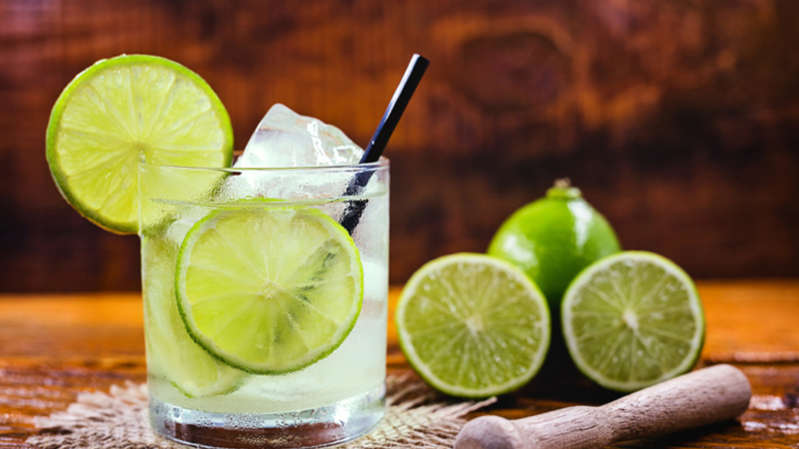 Dia Da Cachaça: 5 Dicas Fáceis Para Fazer A Caipirinha Perfeita