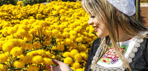 Expoflora é mostrada em fotos na Estação Higienópolis-Mackenzie do metrô de São Paulo