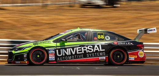 Grupo Universal promove domingo de Stock Car em Osasco