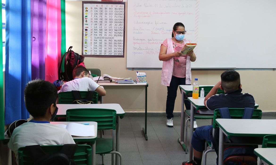 Escolas De São Paulo Voltam Às Aulas Sem Revezamento