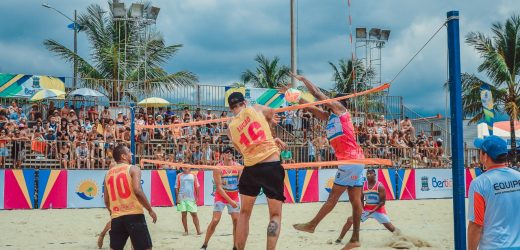 Arena Esportiva ‘Agita Bertioga’ movimenta a Praia da Enseada em janeiro