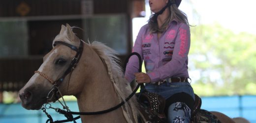 Embaixadora do Paratambor Veri Real é a primeira paratleta receber o Awards ABQM