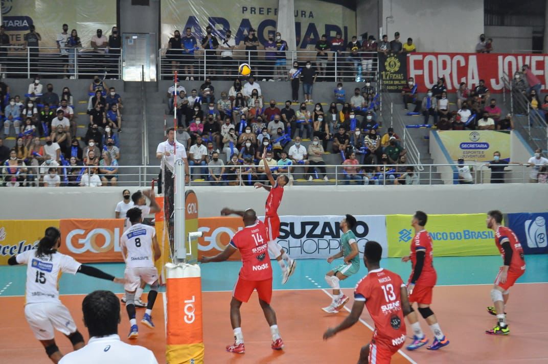 Suzano Vôlei bate Uberlândia/Praia Clube/Sada em Araguari