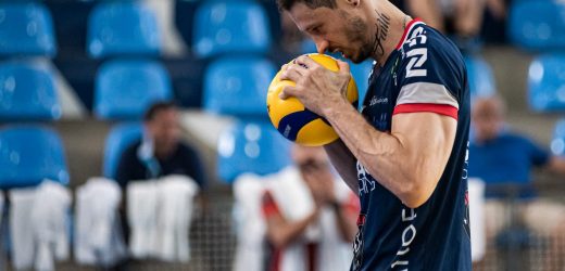 Suzano Vôlei vence primeiro jogo da semifinal da Superliga B de virada