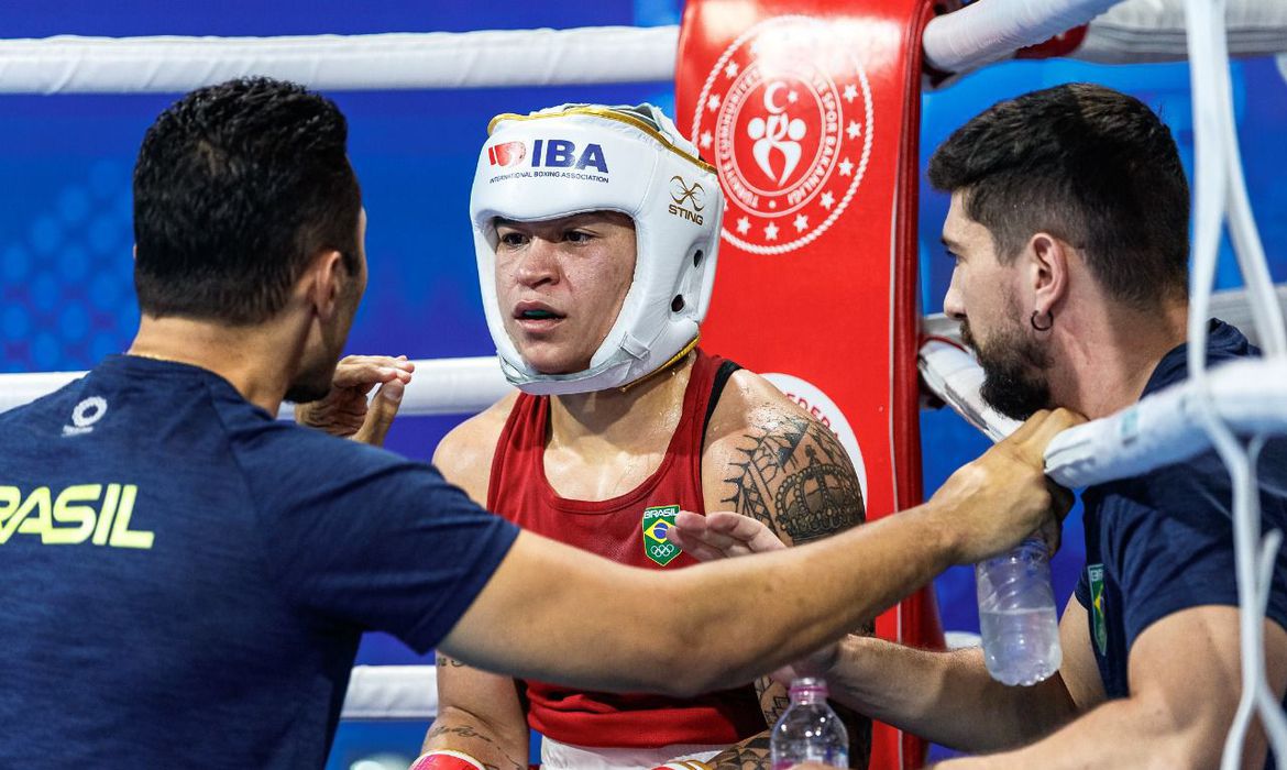 Bia Ferreira é vice-campeã mundial após derrota para norte-americana