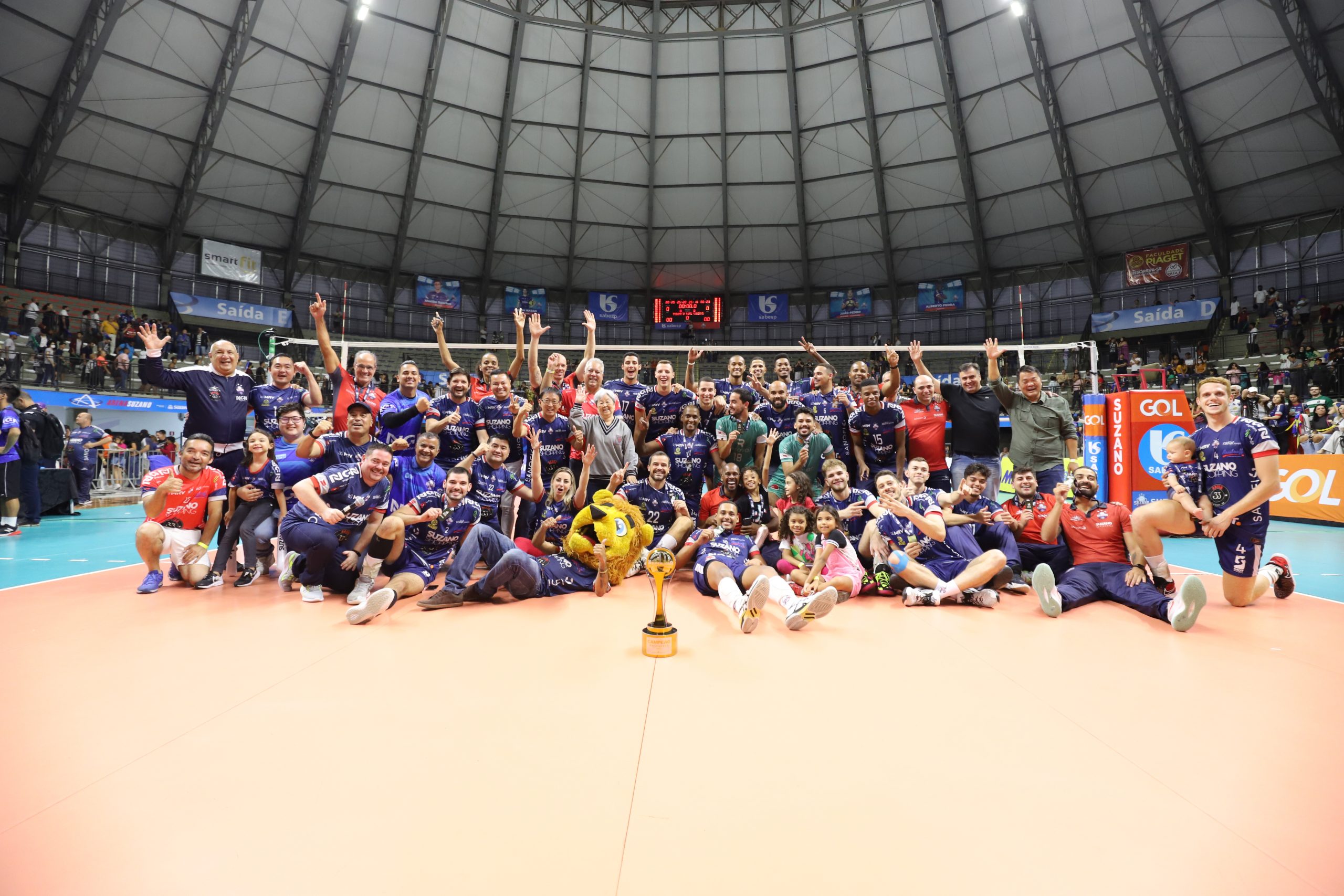 Suzano Vôlei e Sabesp promovem evento ‘Encontro dos Campeões’ no Ginásio Paulo Portela