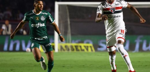 Com presença de Tite, Palmeiras vira nos acréscimos e bate São Paulo no Morumbi