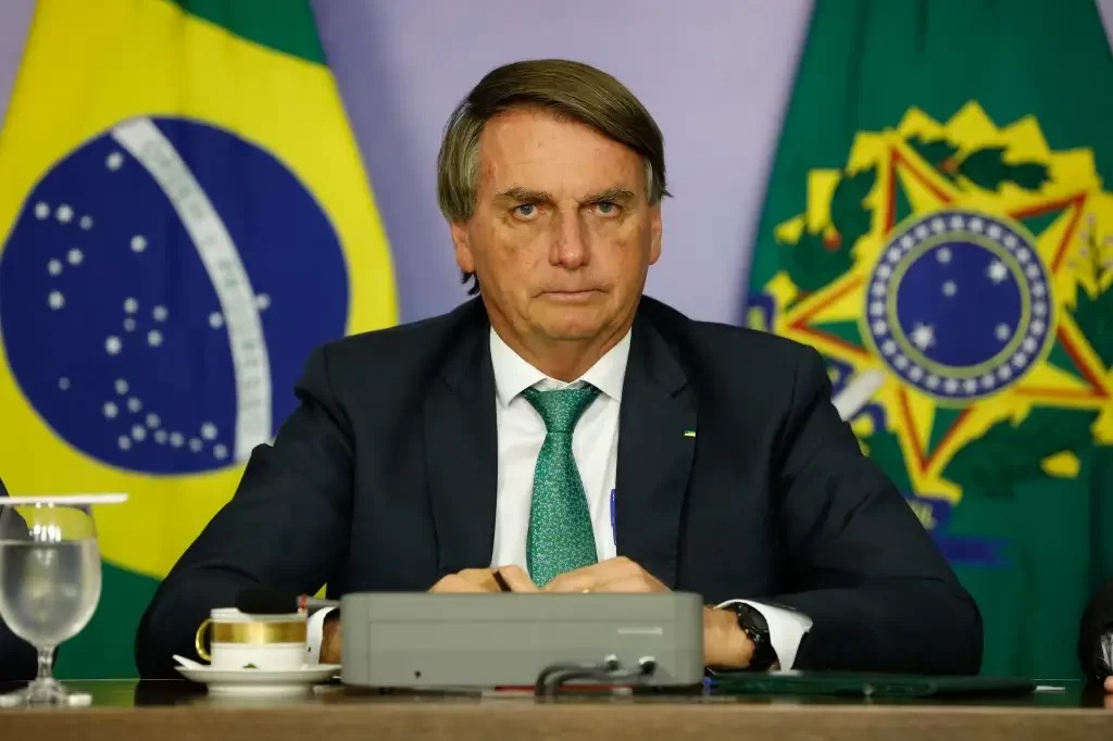 “Brasil não aguenta mais 4 anos de Bolsonaro”, diz ex-ministro