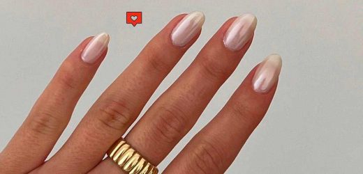 Unha perolada: a tendência de manicure minimalista, elegante e atemporal