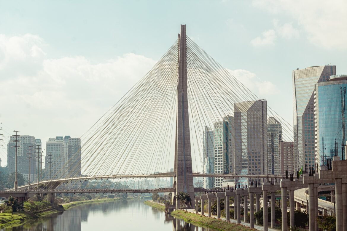 São Paulo é destino mais procurado para feriado de 15 de novembro, quando recebe a Fórmula 1