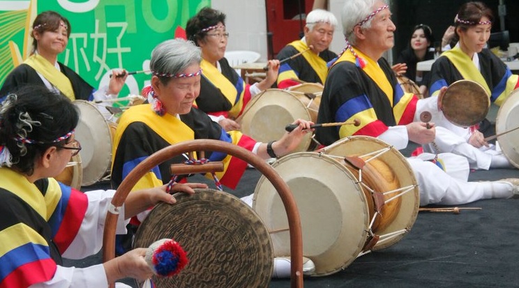 Apresentação do grupo de percussão, performance do instrumentista Daegeum e aula do chef Jon Son são algumas das atrações que irão movimentar o evento