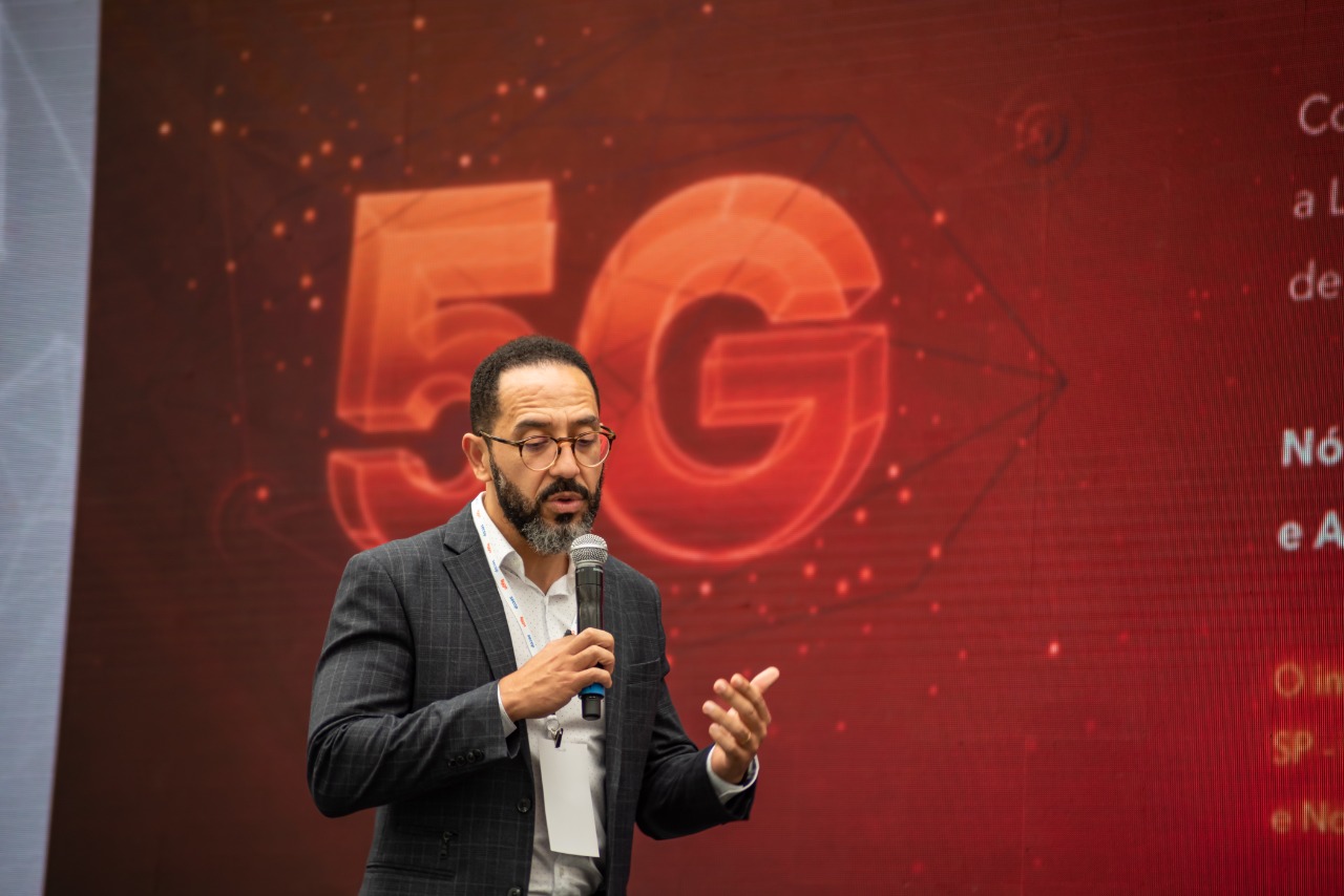 Cidades inteligentes são impulsionadas pelo 5G, que tem impacto direto nas corporações, diz diretor da Ligga