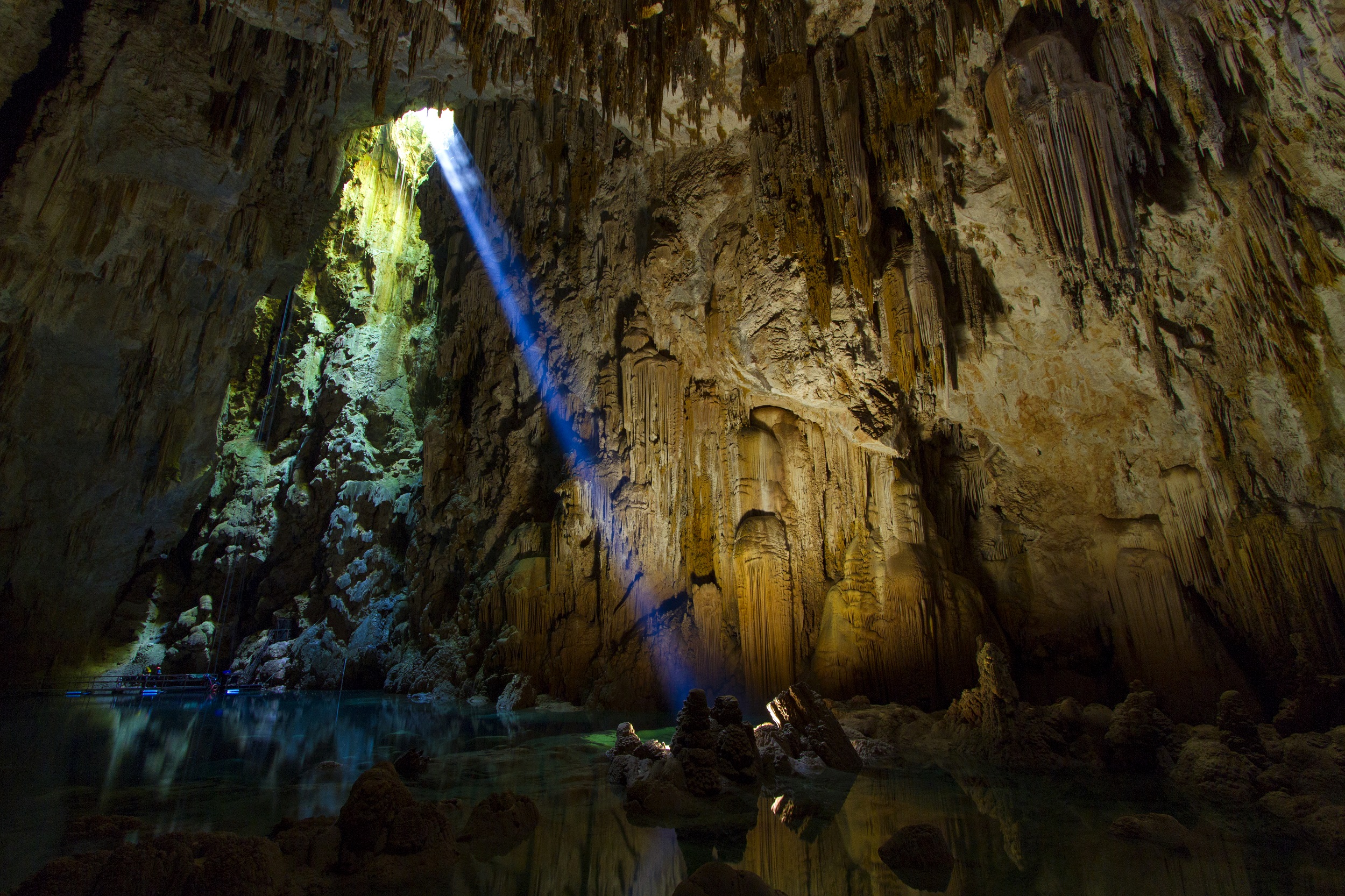 Conheça as grutas de Bonito, no Mato Grosso do Sul