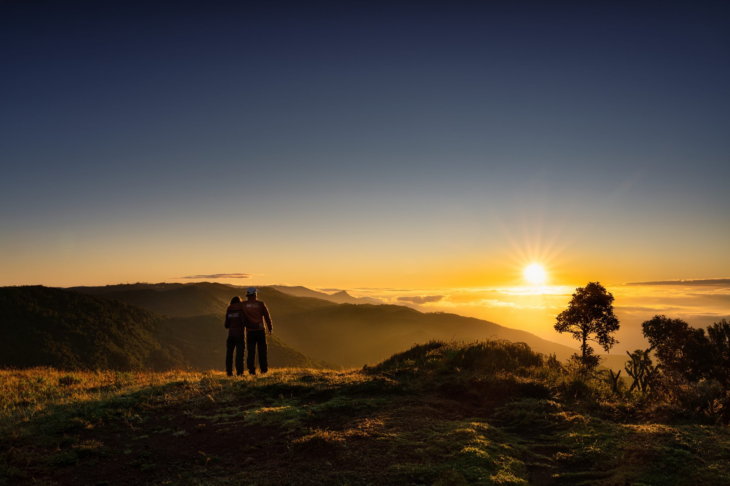 Céu de outono: 5 lugares para contemplar o pôr do sol em Campos do Jordão