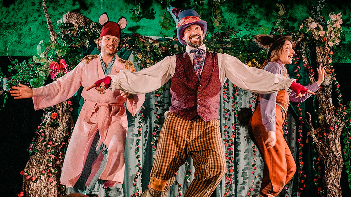 Experiência imersiva Mad Hatter’s (Gin &) Tea Party abre vendas em São Paulo