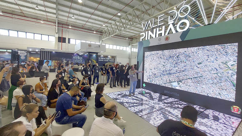 Arlequim é destaque em evento Smart City Expo Curitiba com tecnologia do futuro