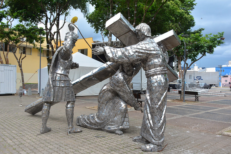 Esculturas Ocupam A Avenida Paulista No Corpus Christi Para Falar De Paz